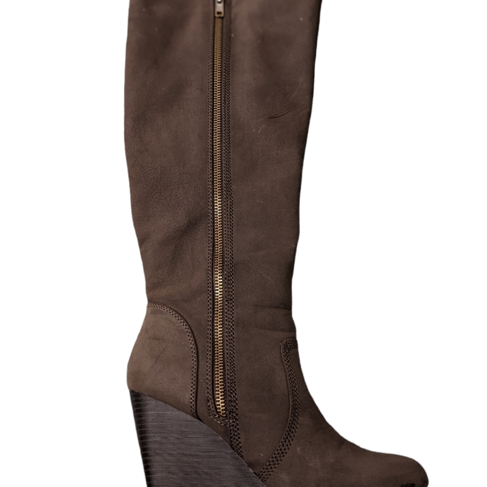 Fergalicious by Fergie Wedge Boots / Size 7.5 / Brown / Lightly Used